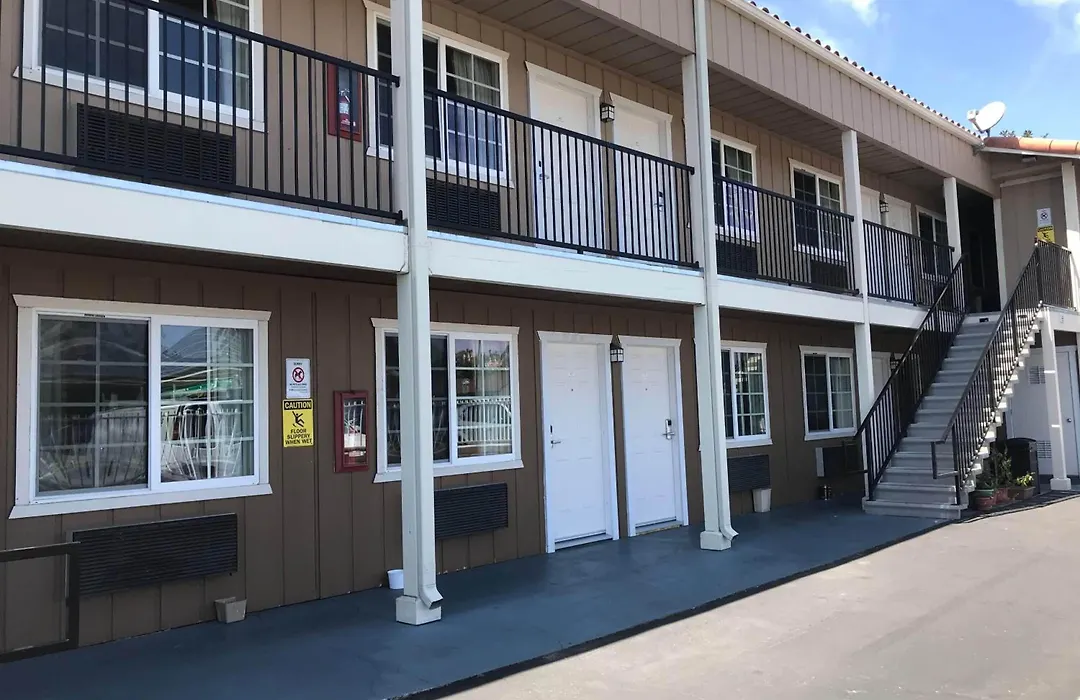 Beachway Inn-1